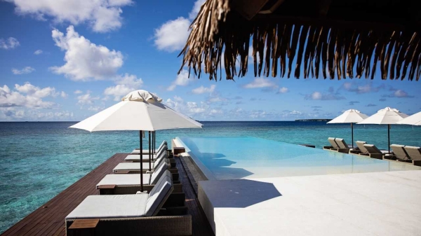 Undaras Overwater Infinity Pool Bar